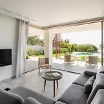 Willa Luria Homes