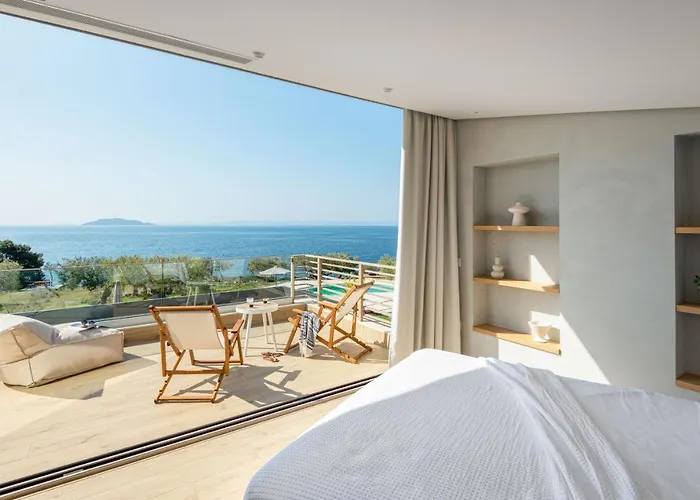 Luria Homes *