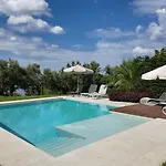 Luria Homes 别墅 拉戈曼德拉