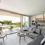 别墅 Luria Homes *