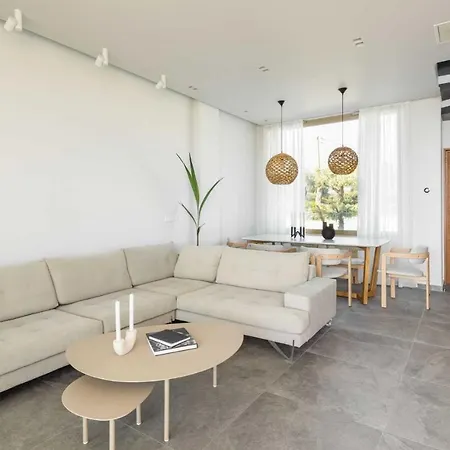 Villa Luria Homes Lagomandra