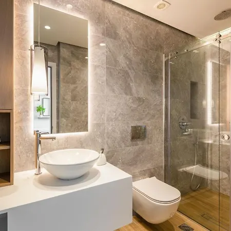 Luria Homes * Lagomandra