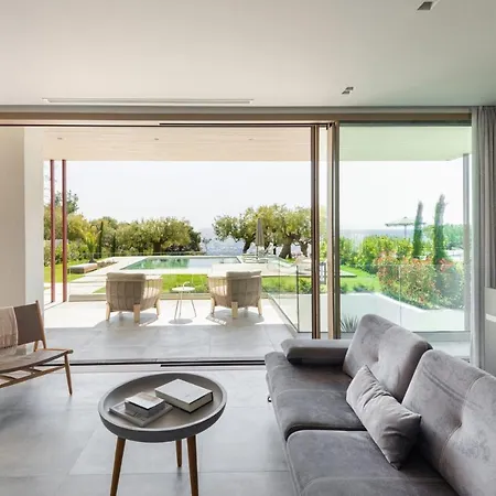 Villa Luria Homes Lagomandra