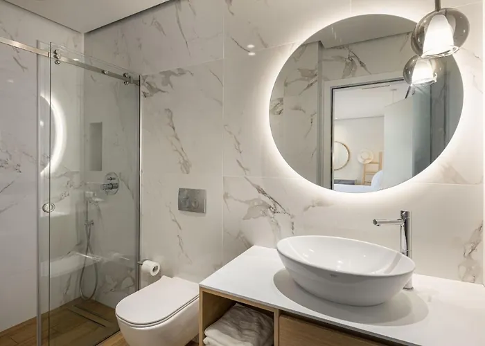 Luria Homes * Lagomandra