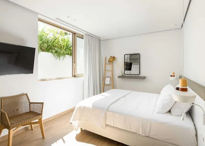 Luria Homes Lagomandra