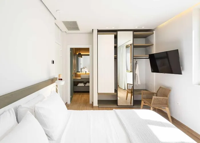 Luria Homes Villa Lagomandra