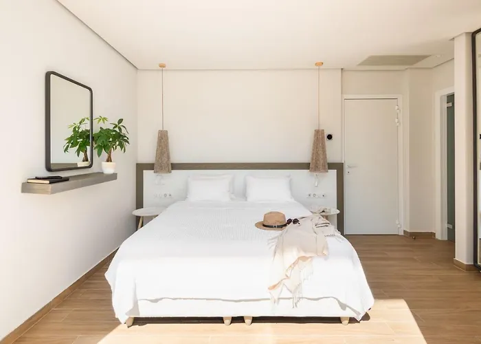 Luria Homes Lagomandra