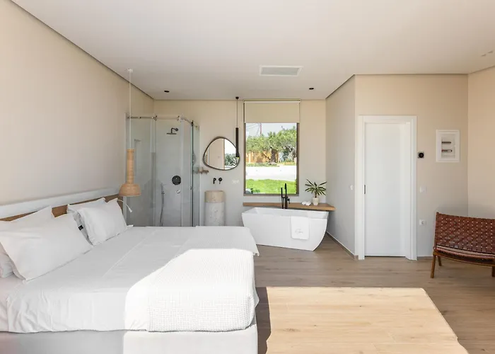 Luria Homes Villa Lagomandra