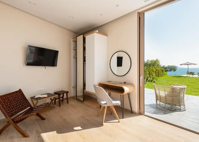 Villa Luria Homes
