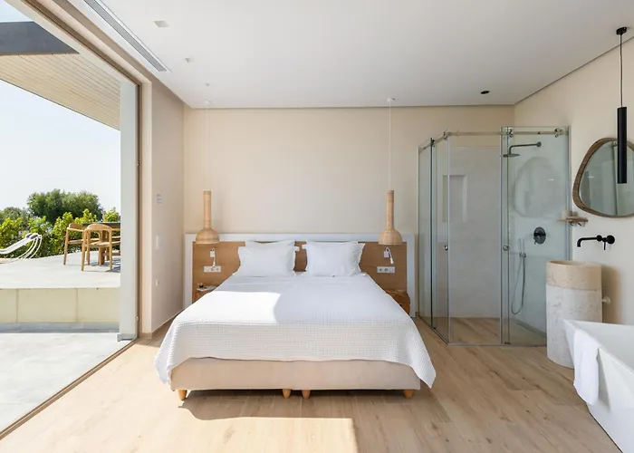 Villa Luria Homes *
