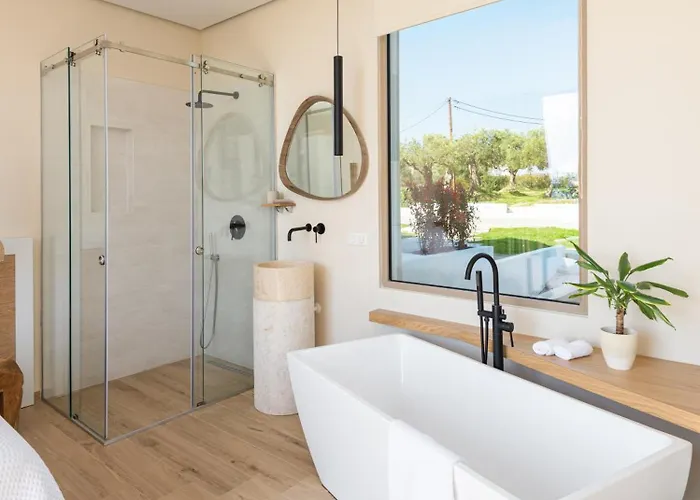 Luria Homes Villa Lagomandra